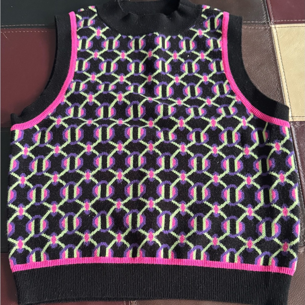 SO Black and Pink Crew Neck Sweater with Geometric Design